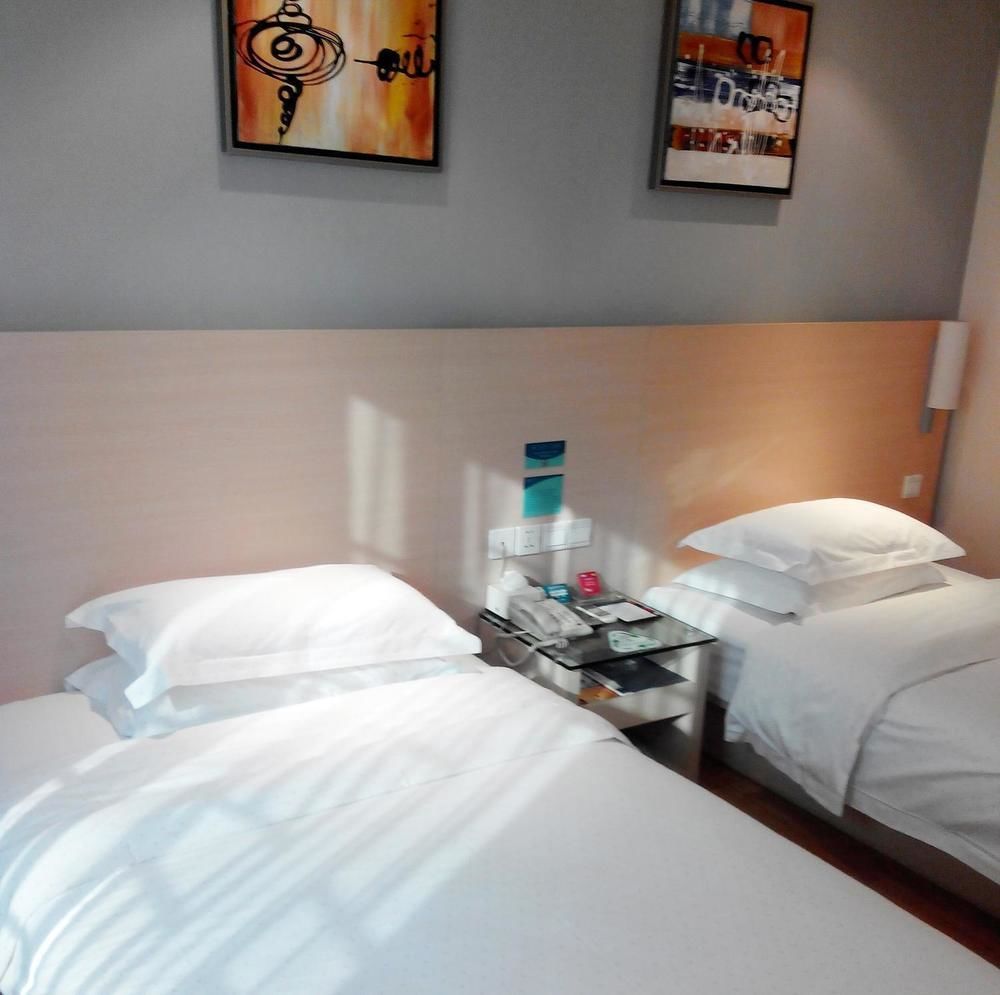 גווילין City Convenience Inn מראה חיצוני תמונה