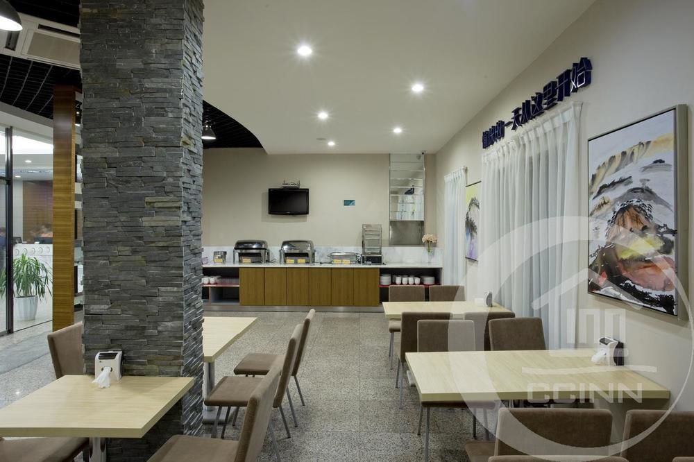 גווילין City Convenience Inn מראה חיצוני תמונה